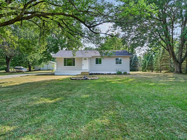 305 W Walker Street, Gaines Township, Mi 48436