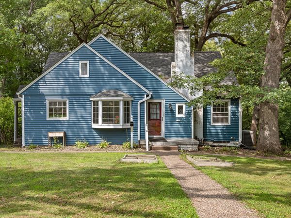 2301 15th Avenue, Moline, IL 61265