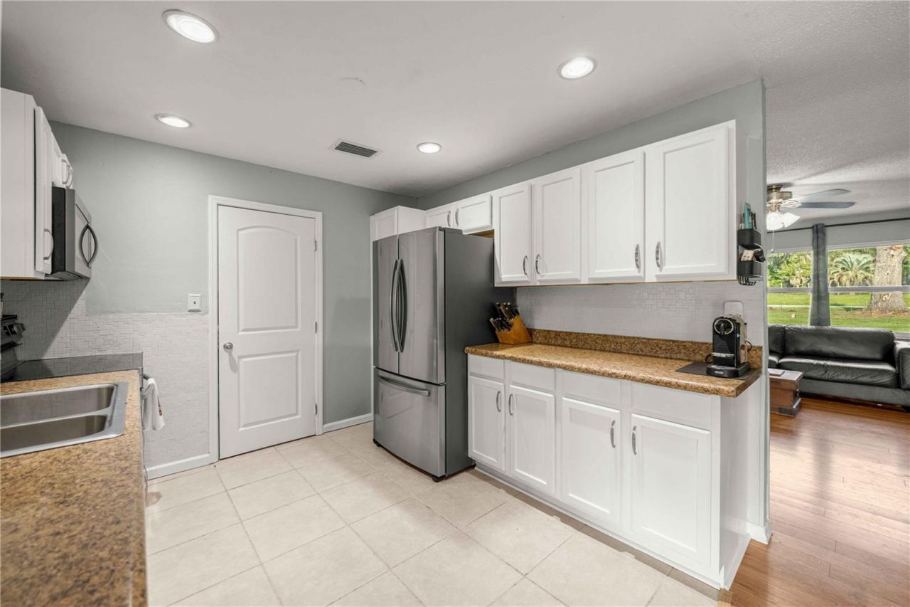 15027 SW 91st Street, Archer, FL 32618 Photo