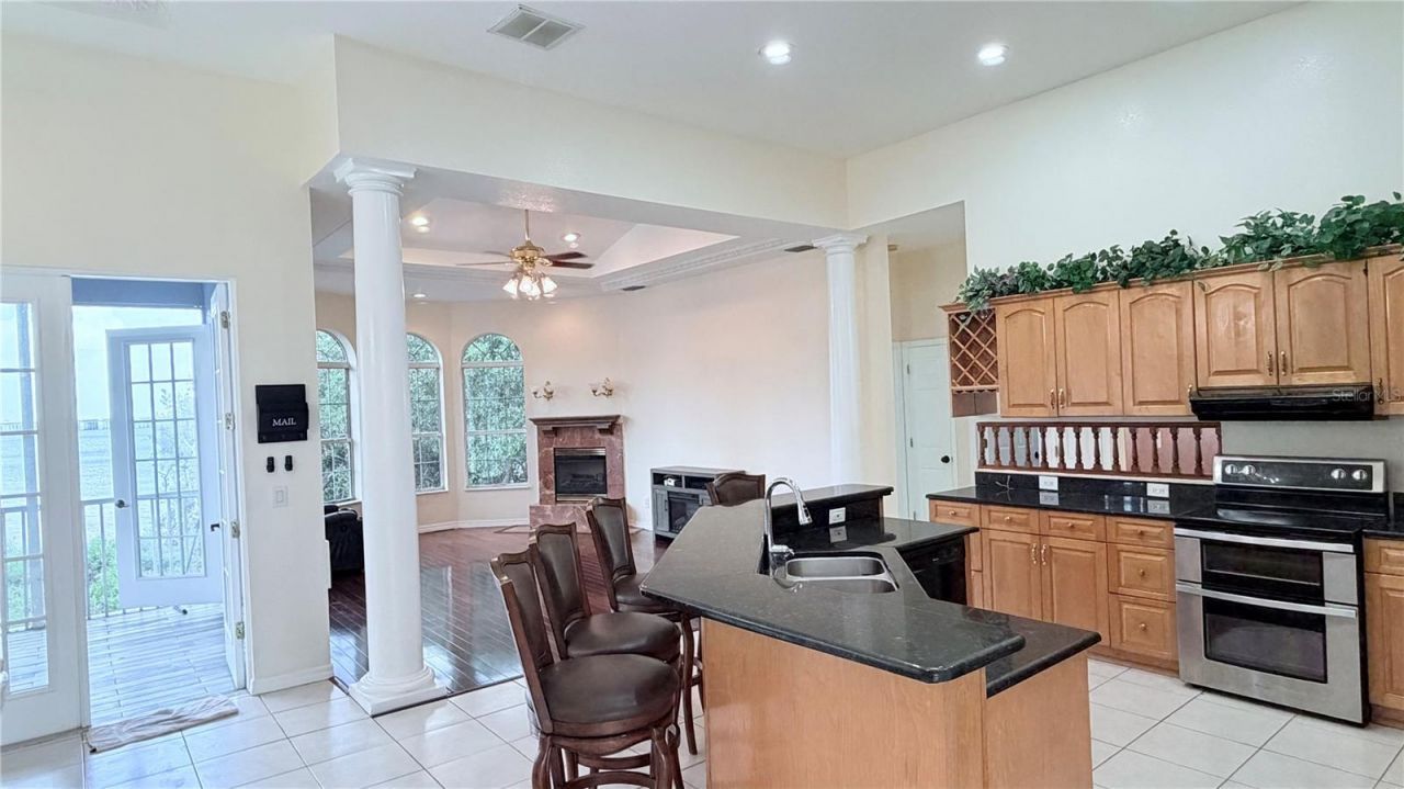 3187 Shoreline Drive, Clearwater, FL 33760 Photo