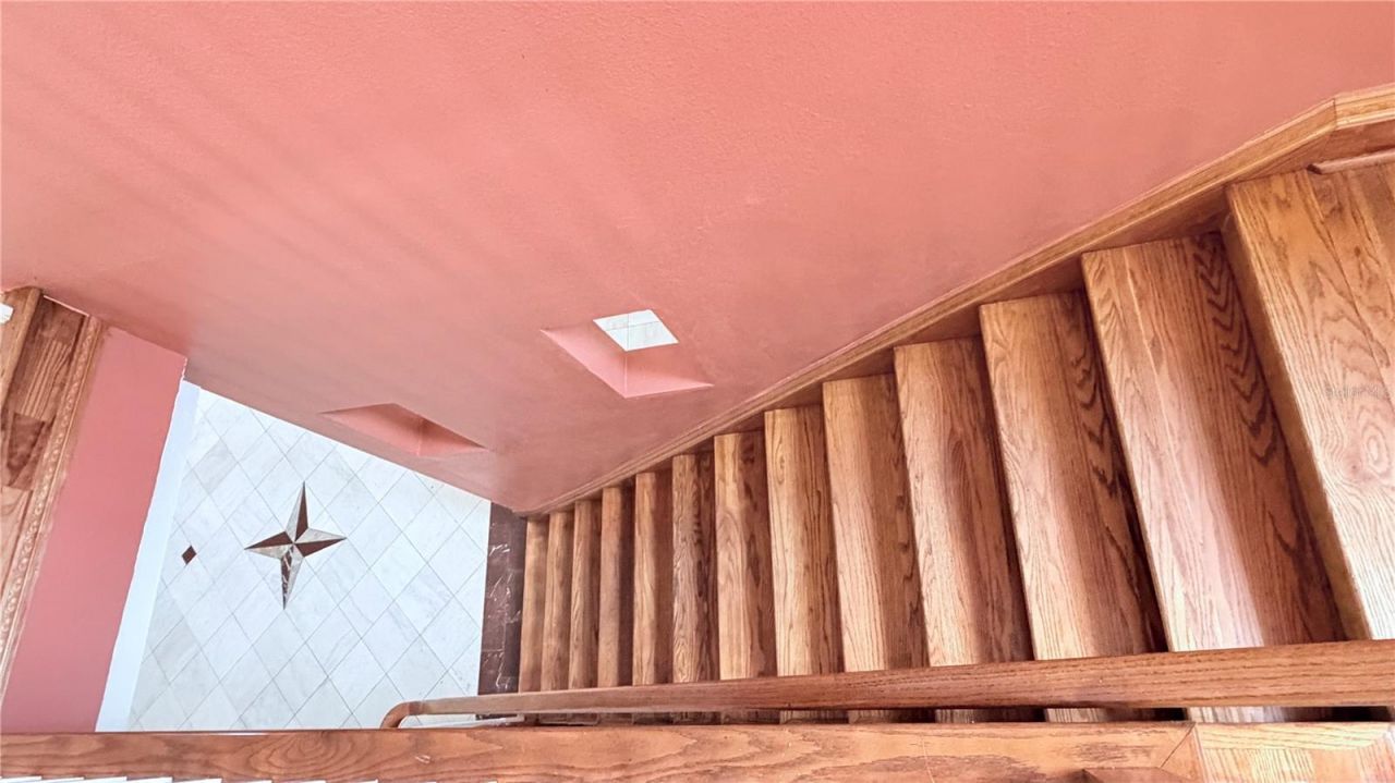 3187 Shoreline Drive, Clearwater, FL 33760 Photo