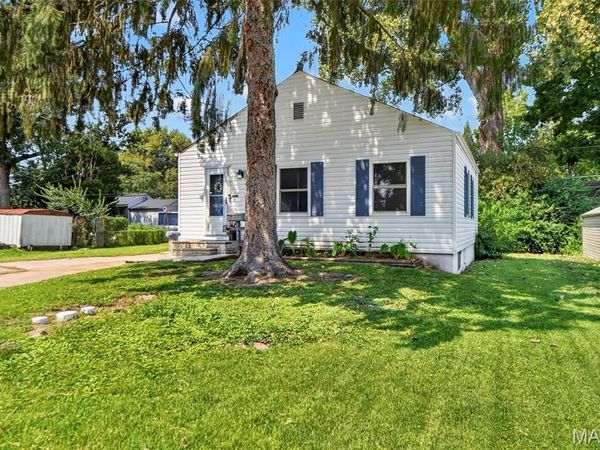 3591 Saint Christopher Lane, St Ann, MO 63074