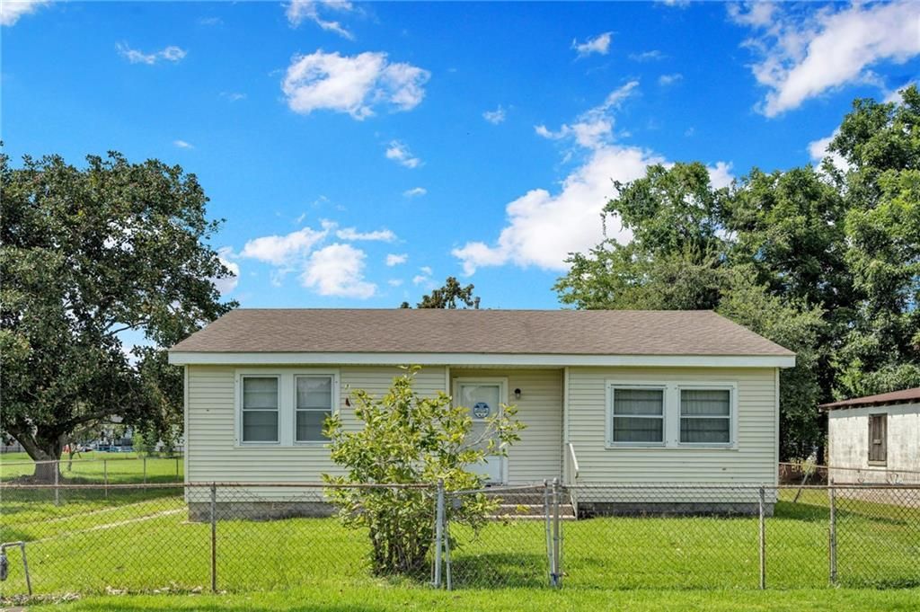 126 HAHN Street , Hahnville, LA 70057