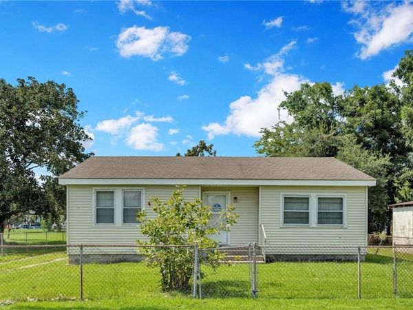 126 HAHN Street , Hahnville, LA 70057