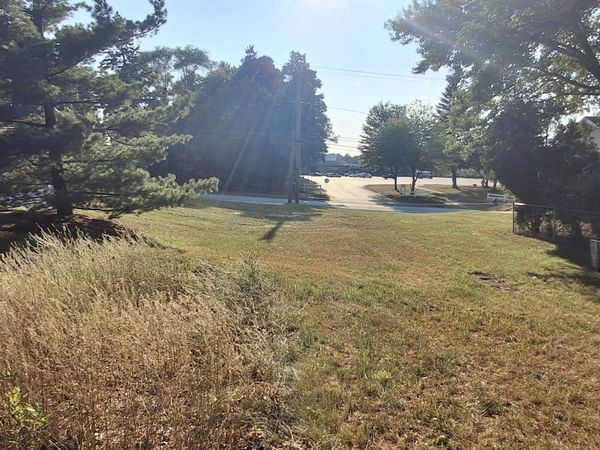 1716 Bristol Avenue NW, Grand Rapids, MI 49504