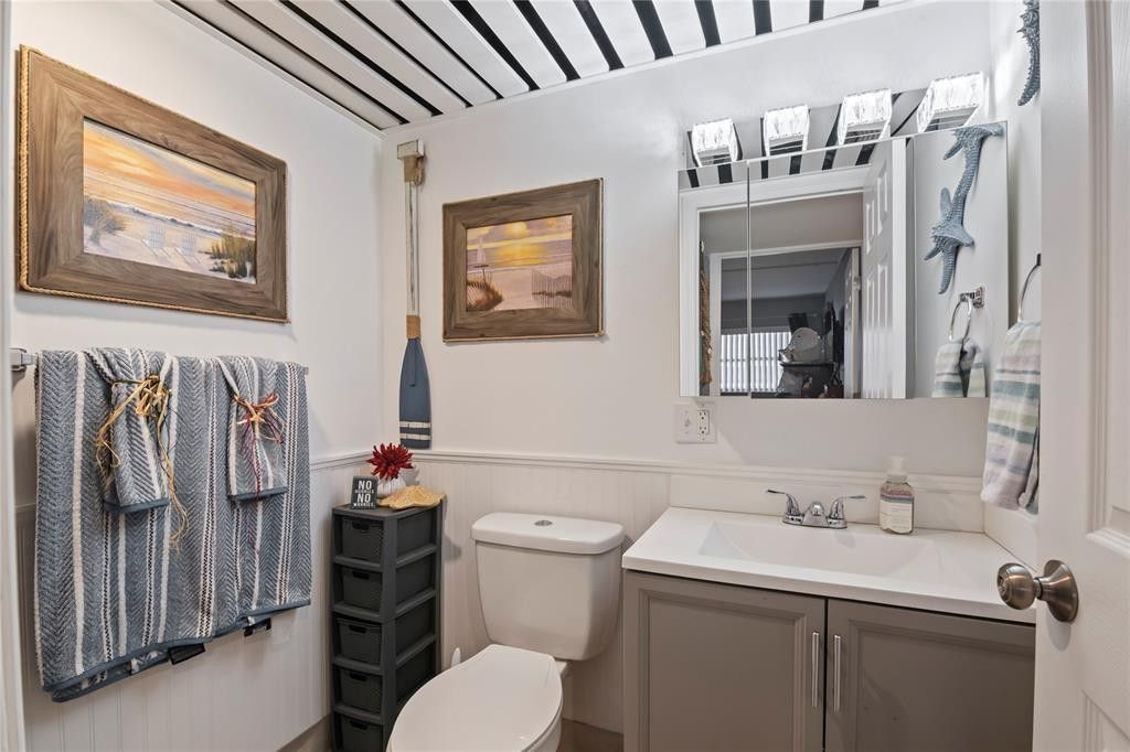 352 Saxony Trail, Unit 352, Delray Beach, FL 33446 Photo