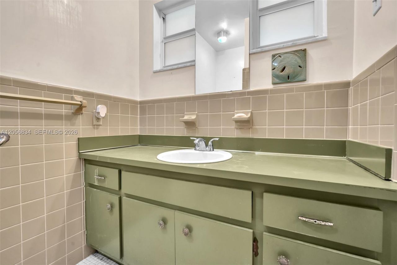 4770 SW 70th Ter, Davie, FL 33314 Photo