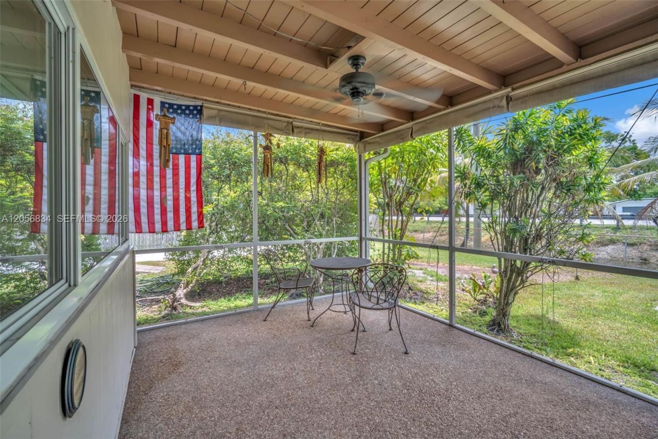 4770 SW 70th Ter, Davie, FL 33314 Photo