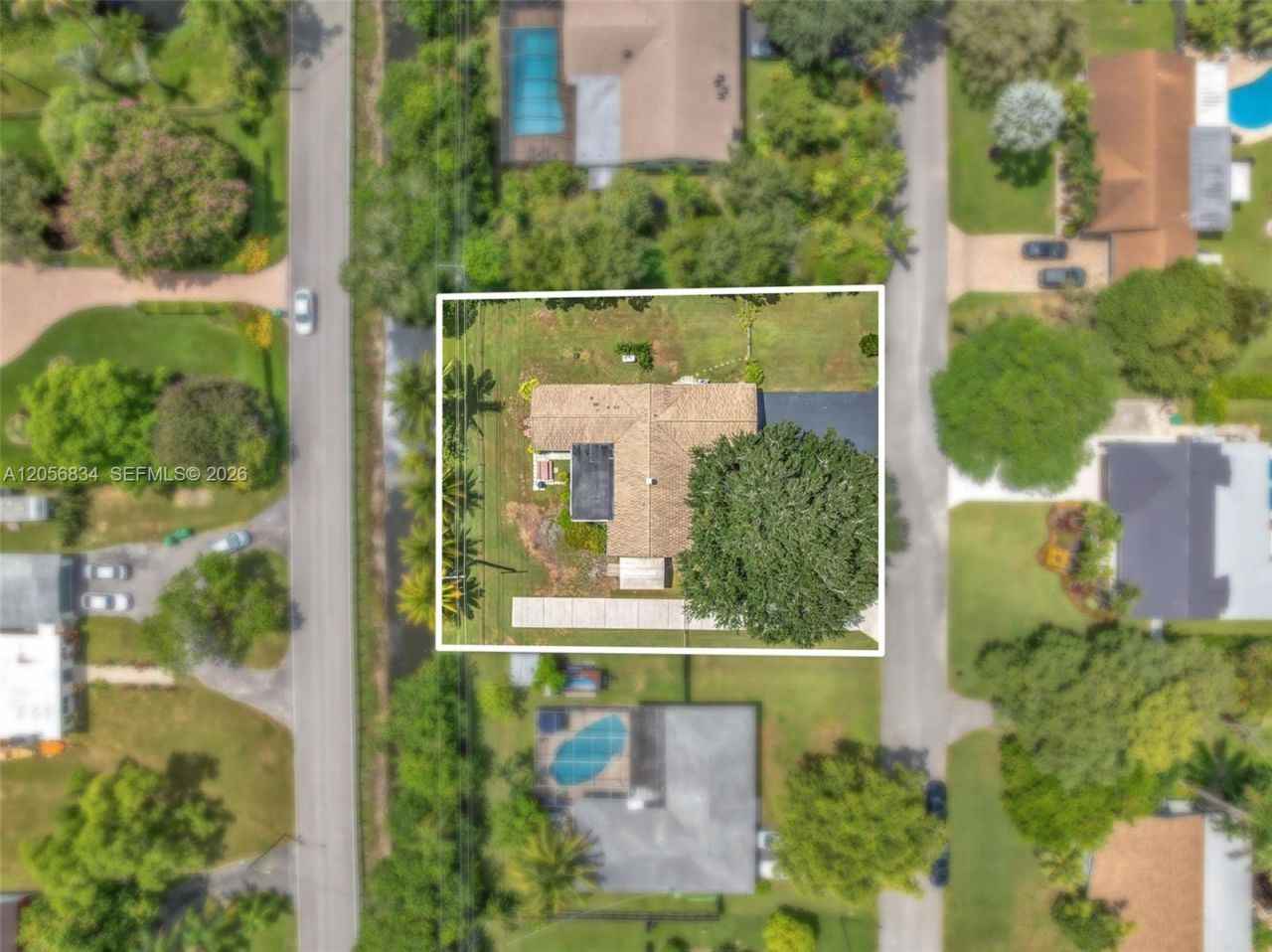 4770 SW 70th Ter, Davie, FL 33314 Photo