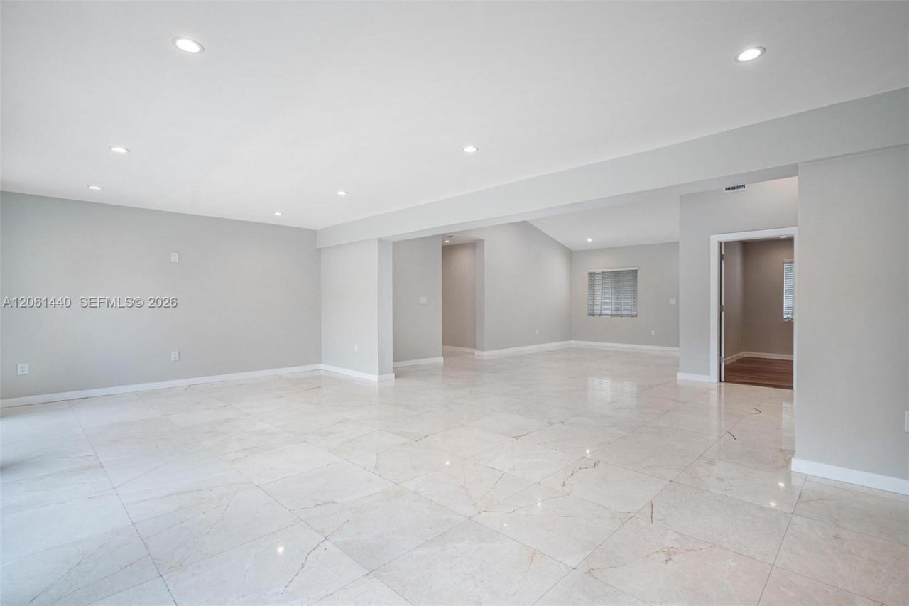 739 Blue Rd , Coral Gables, FL 33146 Photo