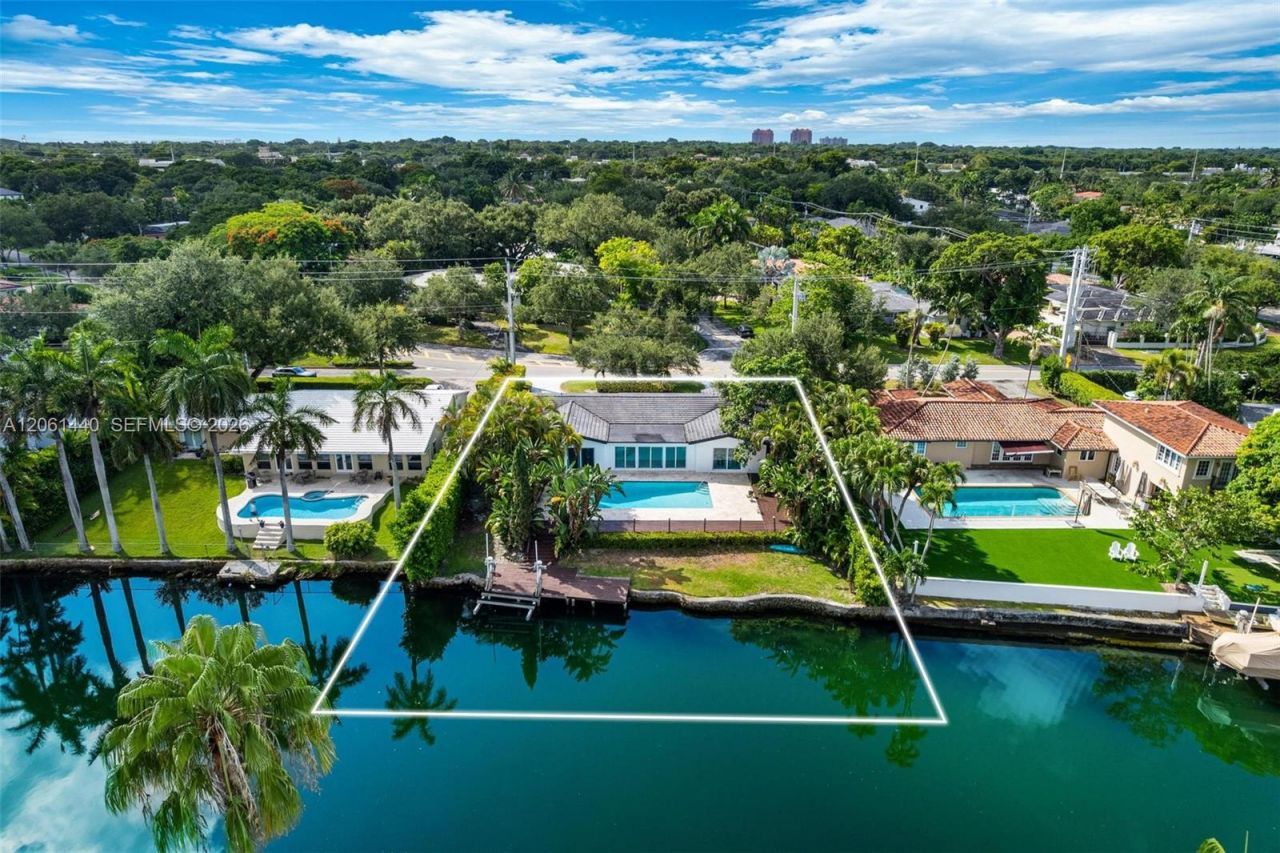 739 Blue Rd , Coral Gables, FL 33146 Photo