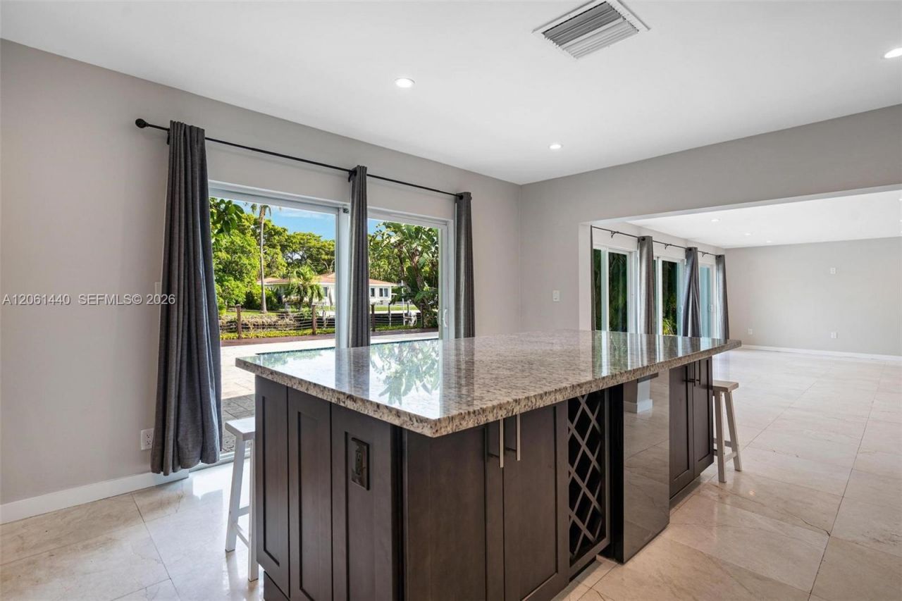 739 Blue Rd , Coral Gables, FL 33146 Photo