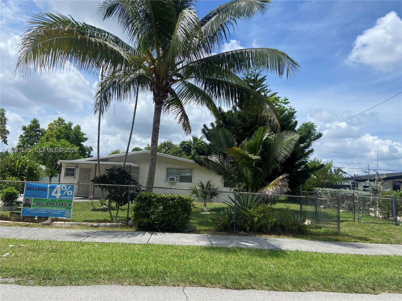 11530 SW 136th St, Miami, FL 33176 Photo
