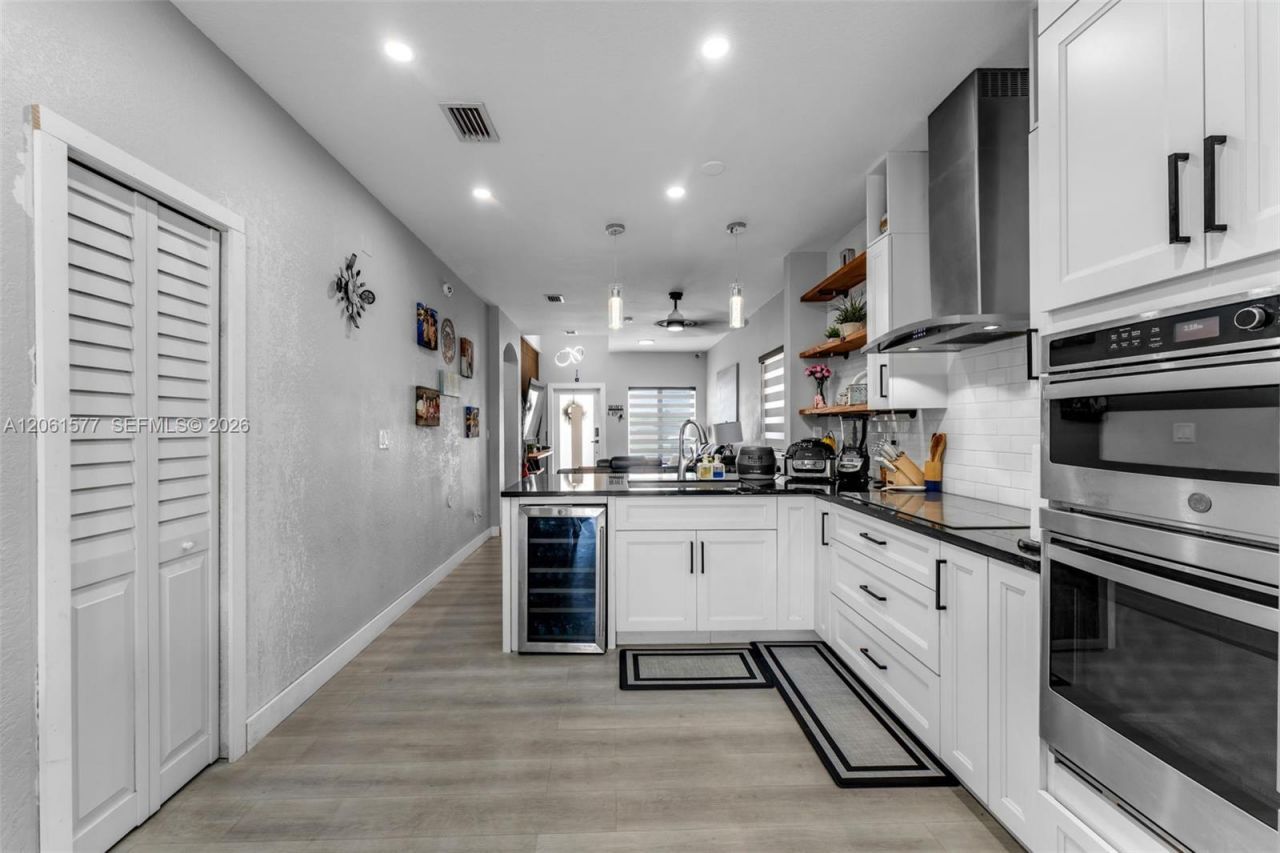 12260 SW 214th St , Unit 2, Miami, FL 33177 Photo
