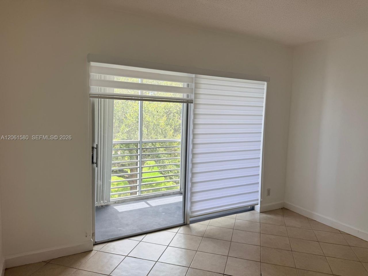 2200 Park Ln, Unit 311, Hollywood, FL 33021 Photo