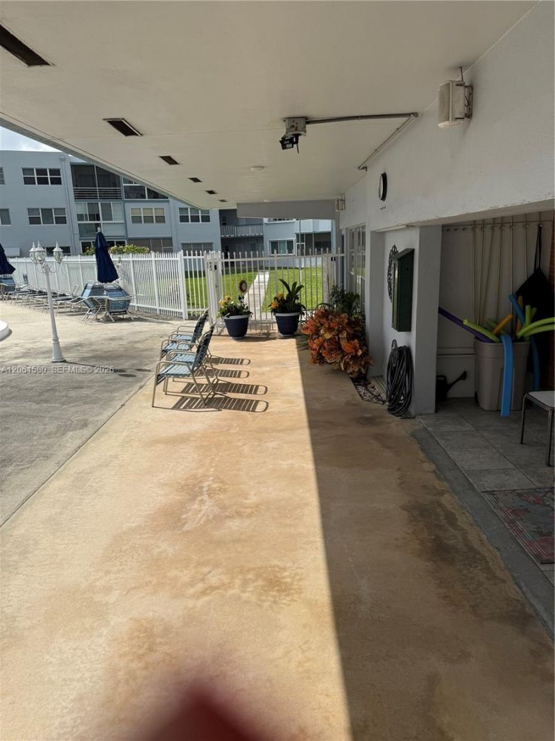 2200 Park Ln , Unit 311, Hollywood, FL 33021 Photo