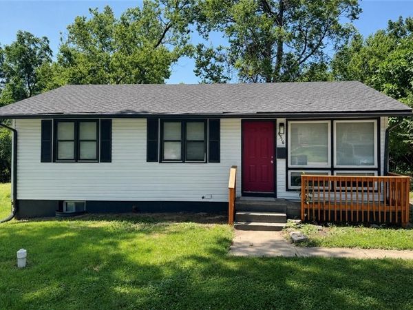 4516 Jackson Avenue, Kansas City, MO 64130
