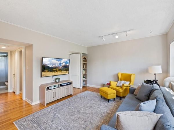 3126 W Bde Maka Ska Boulevard, Unit 411, Minneapolis, MN 55416