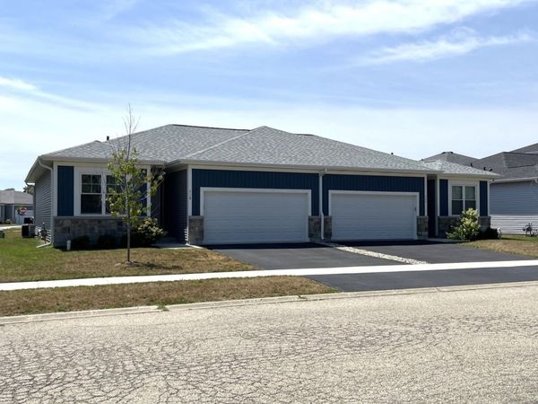 718 MALLARD Drive, Marengo, IL 60152