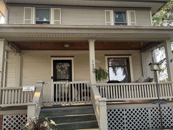 1239 W LOSEY Street, Galesburg, IL 61401