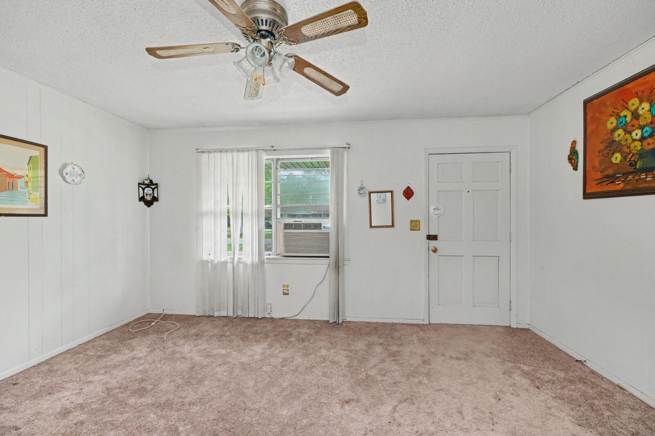 419 Cleveland Street Photo 4