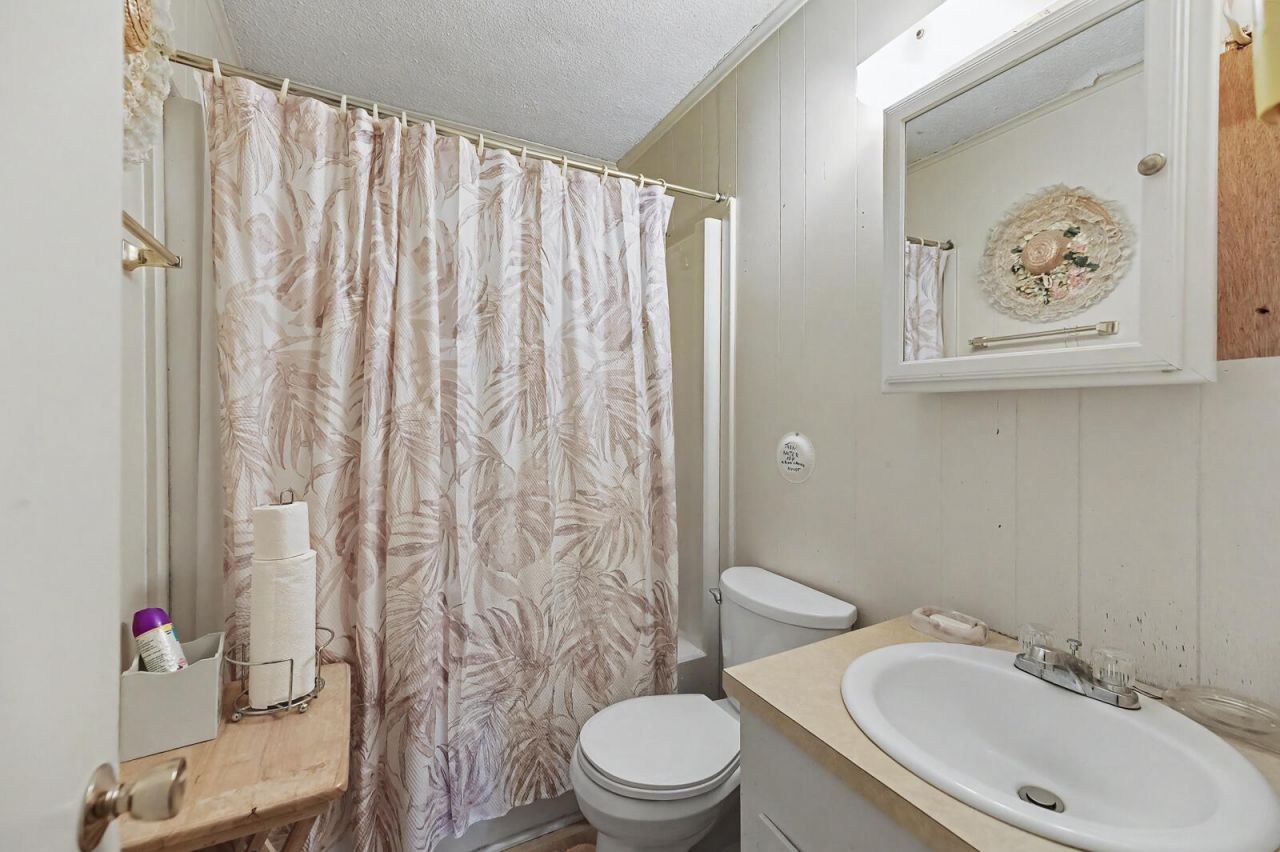 419 Cleveland Street Photo 9