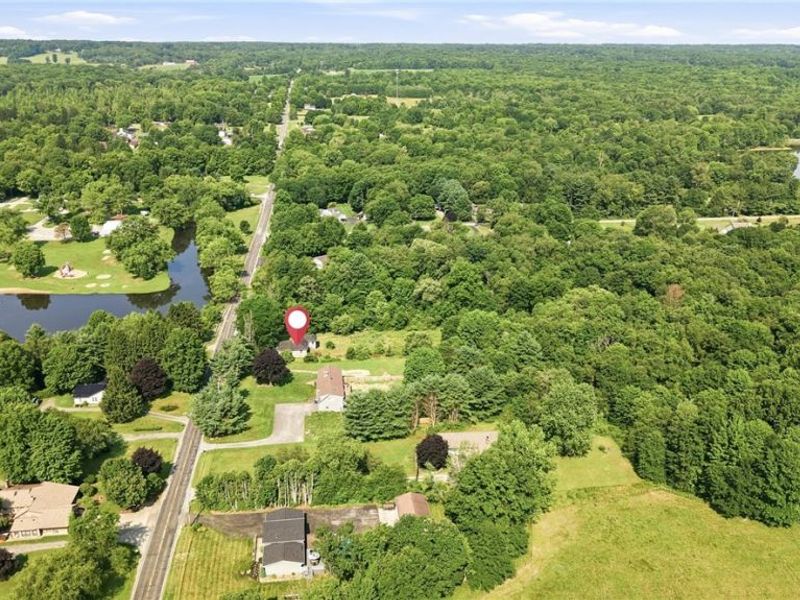6585 Chestnut Ridge Road, Hubbard, OH 44425 Photo 18