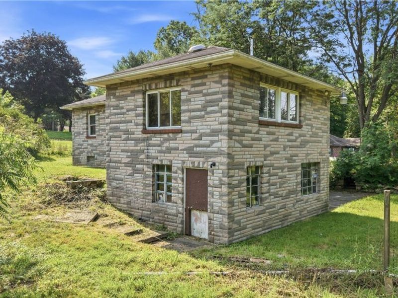 6585 Chestnut Ridge Road, Hubbard, OH 44425 Photo 7