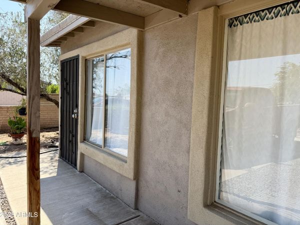 3301 W HOLLY Street, Phoenix, AZ 85009