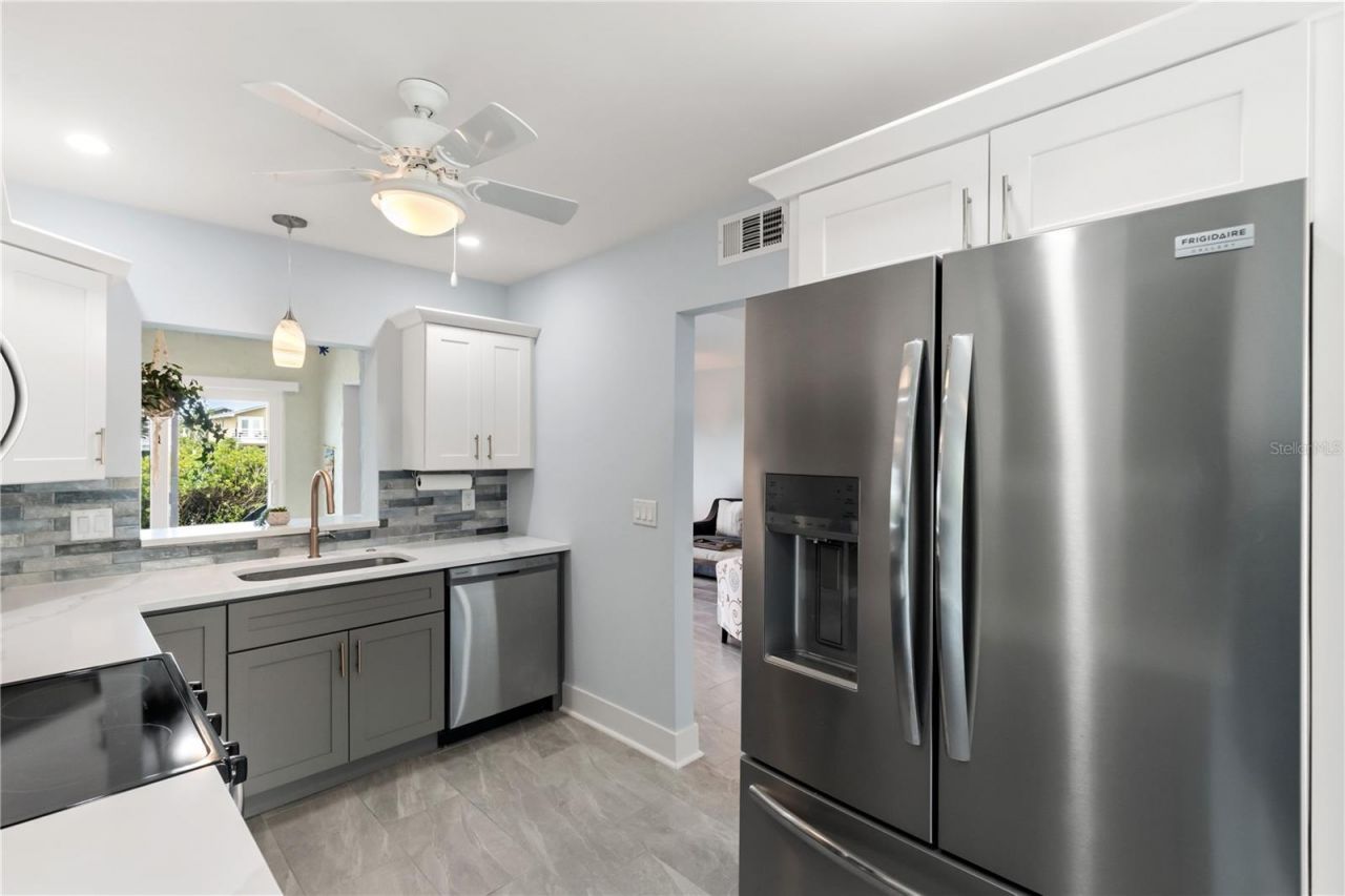 1 Windrush Boulevard, Unit 63, Indian Rocks Beach, FL 33785 Photo