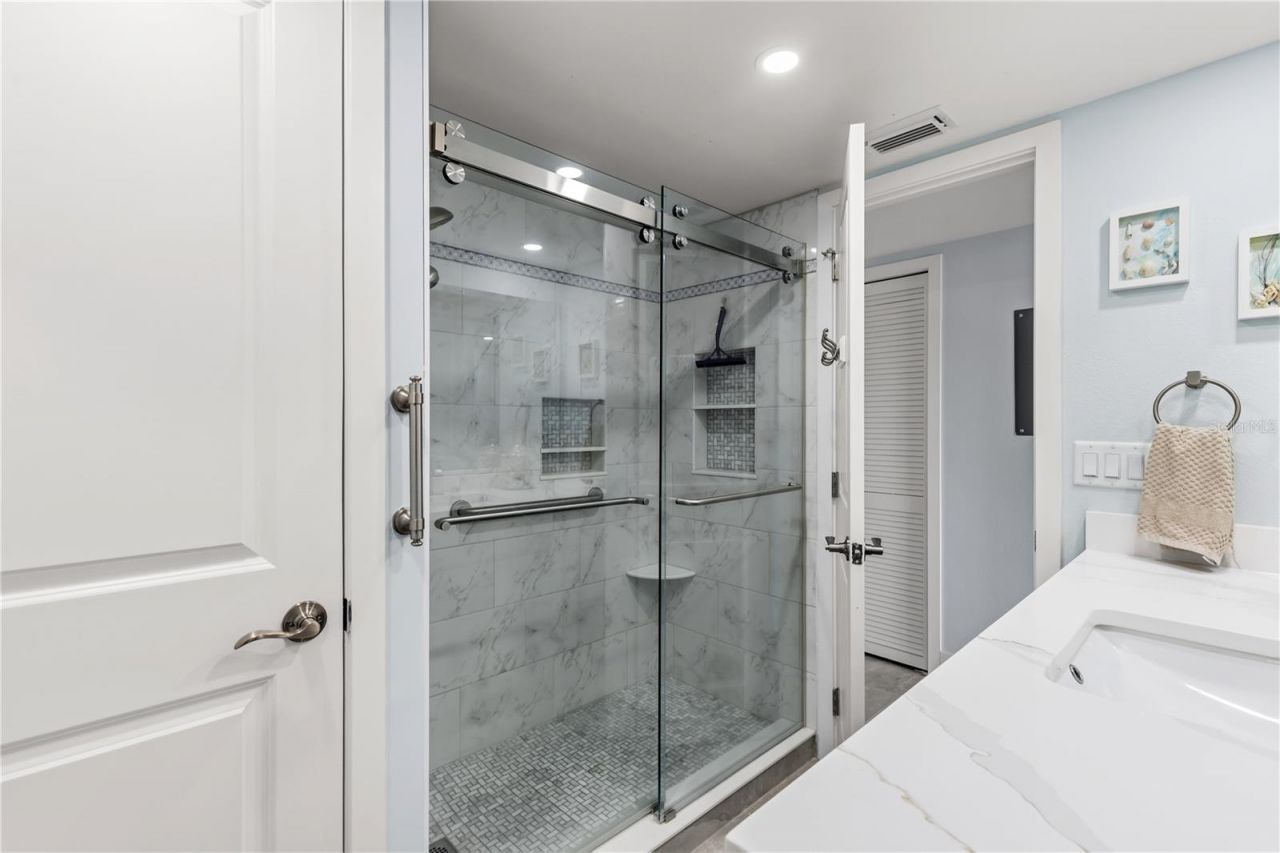 1 Windrush Boulevard, Unit 63, Indian Rocks Beach, FL 33785 Photo