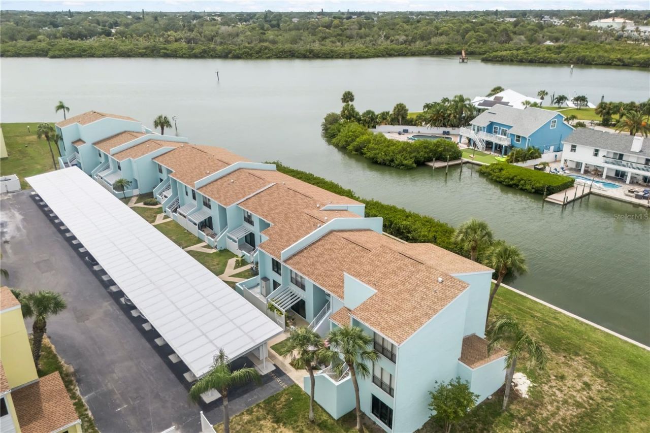 1 Windrush Boulevard, Unit 63, Indian Rocks Beach, FL 33785 Photo