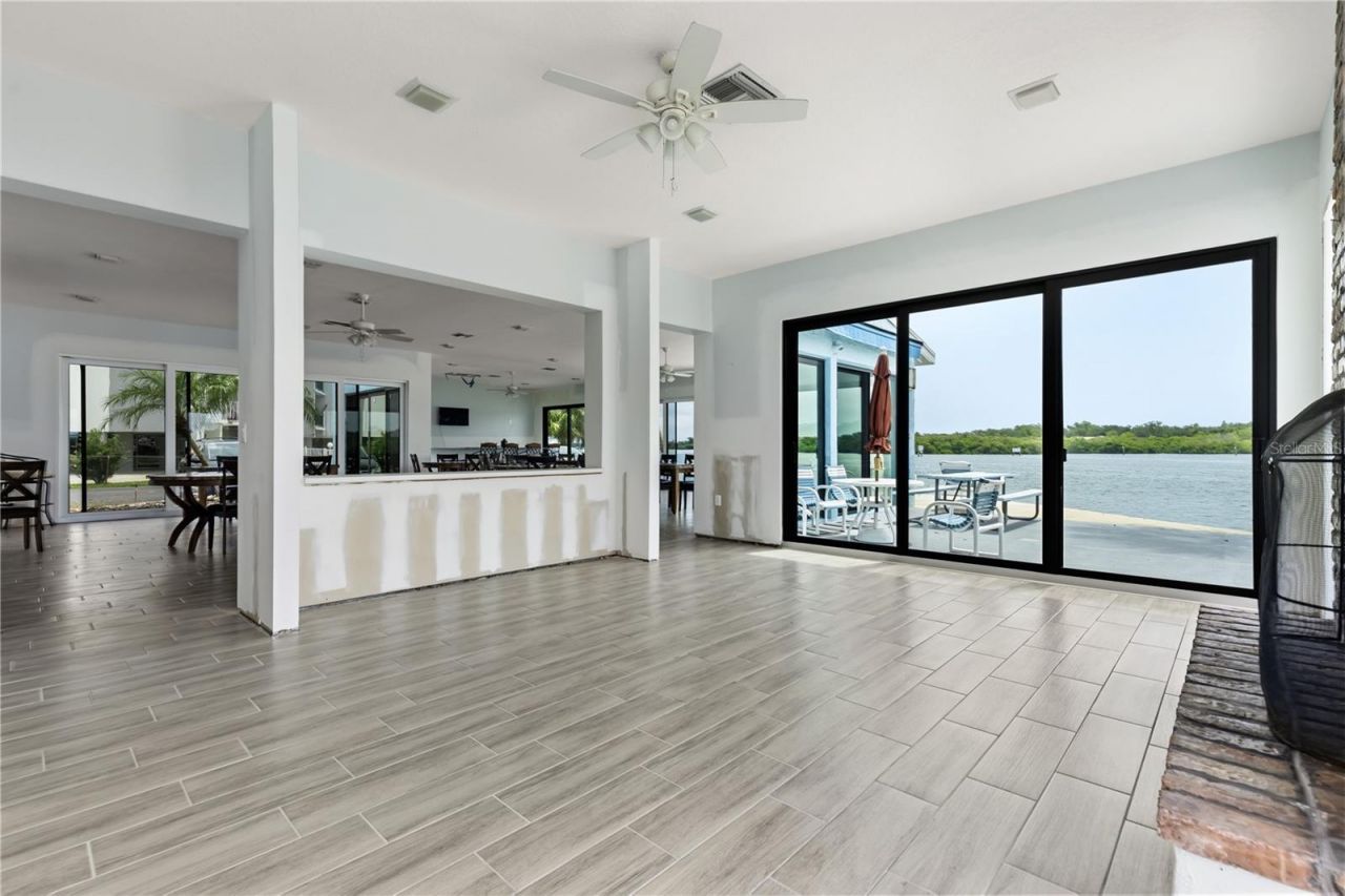1 Windrush Boulevard, Unit 63, Indian Rocks Beach, FL 33785 Photo
