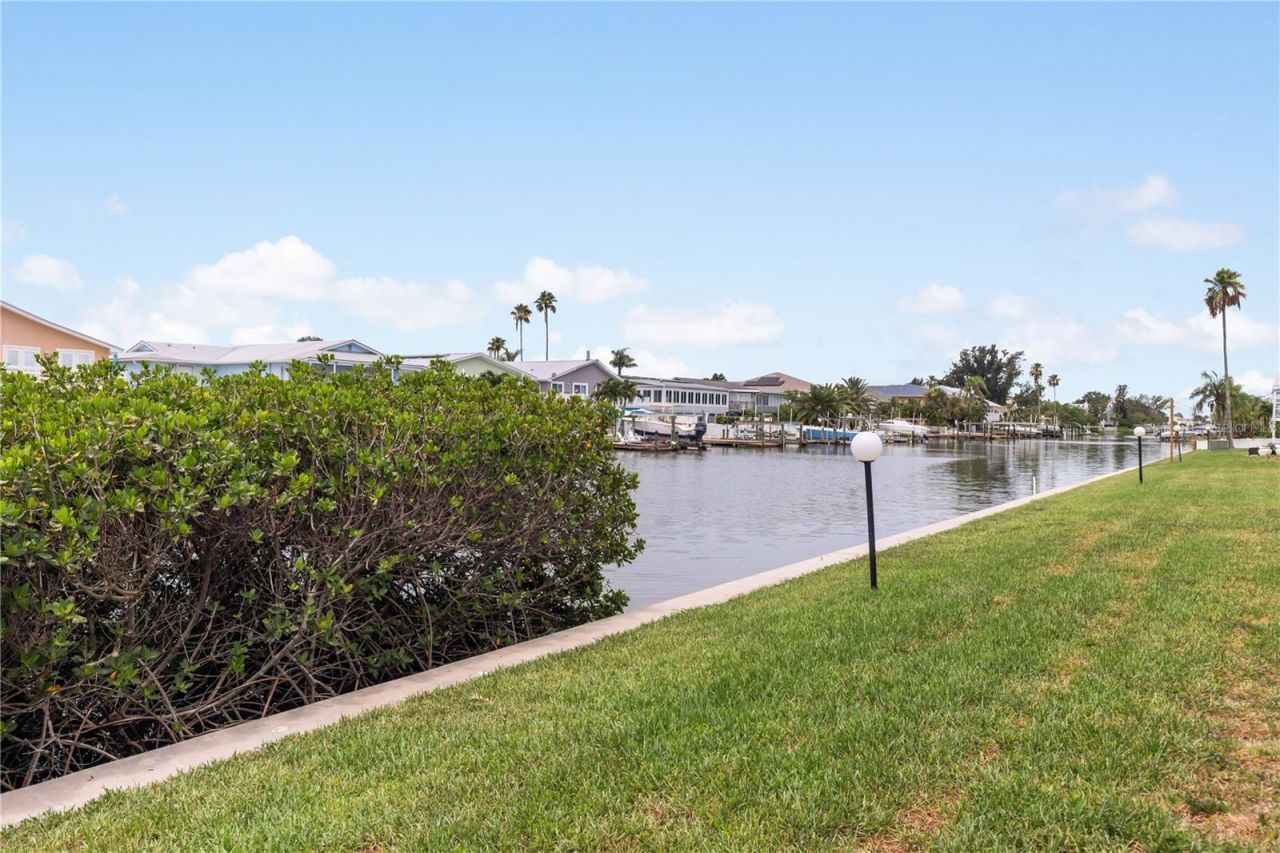 1 Windrush Boulevard, Unit 63, Indian Rocks Beach, FL 33785 Photo