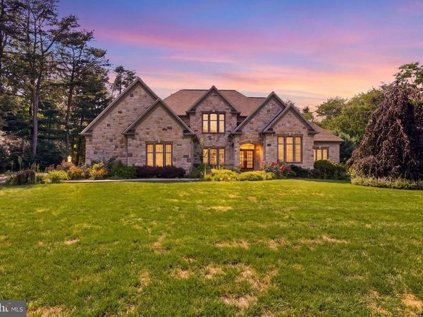1945 MONTEREY DRIVE, MECHANICSBURG, PA 17050