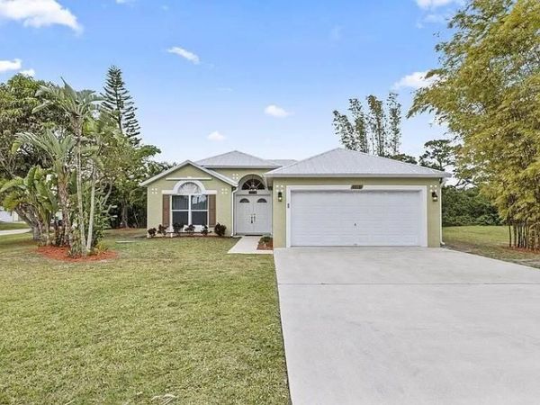 2218 SE SEAMIST Street, Port St. Lucie, FL 34952