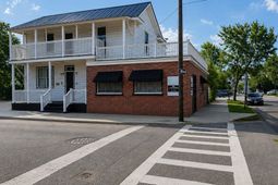 169 Line Street photo 4