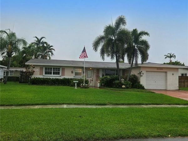 2030 NW 88th Ter , Pembroke Pines, FL 33024