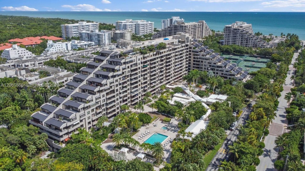 151 Crandon Blvd , Unit 822, Key Biscayne, FL 33149 Photo