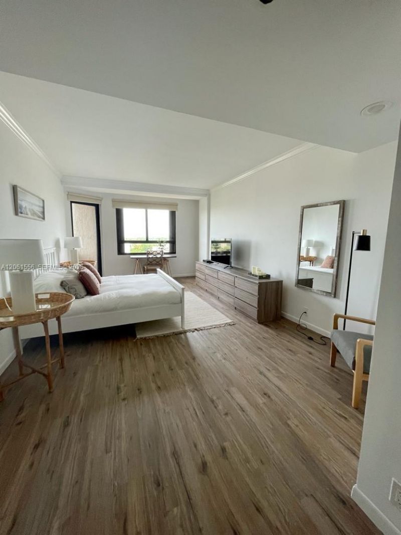 151 Crandon Blvd , Unit 822, Key Biscayne, FL 33149 Photo