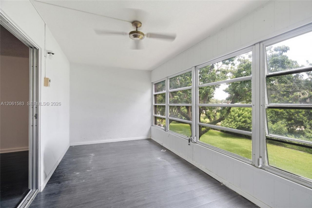 309 Southampton A, Unit 309, West Palm Beach, FL 33417 Photo