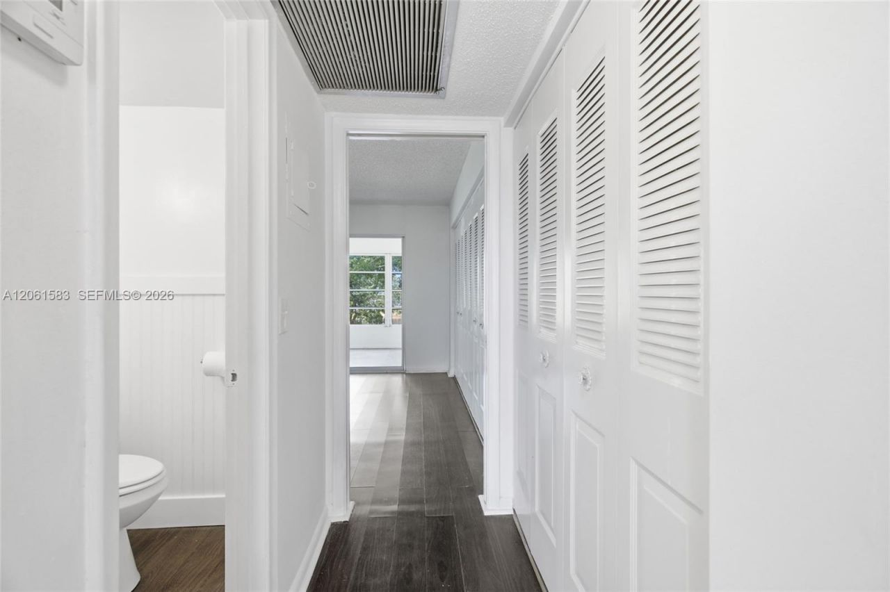 309 Southampton A, Unit 309, West Palm Beach, FL 33417 Photo