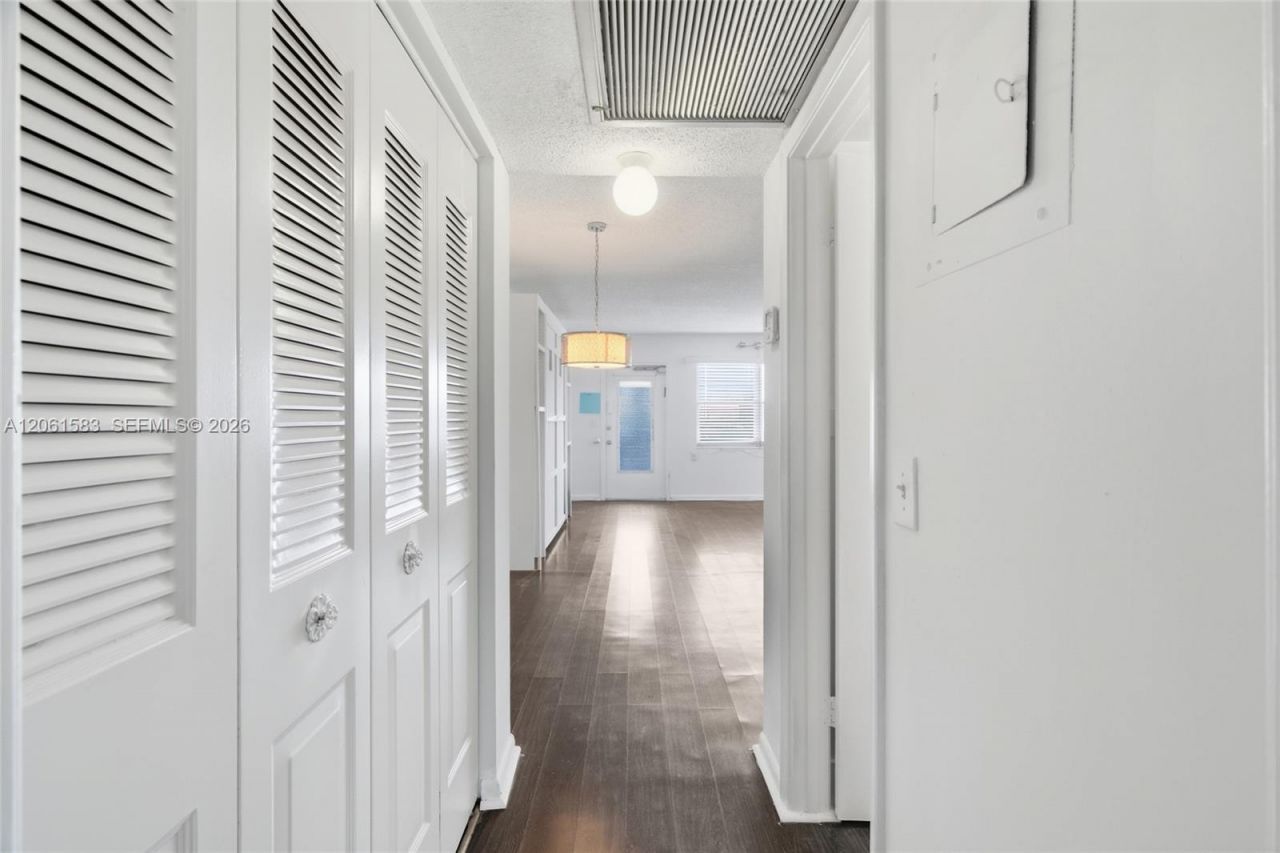 309 Southampton A, Unit 309, West Palm Beach, FL 33417 Photo