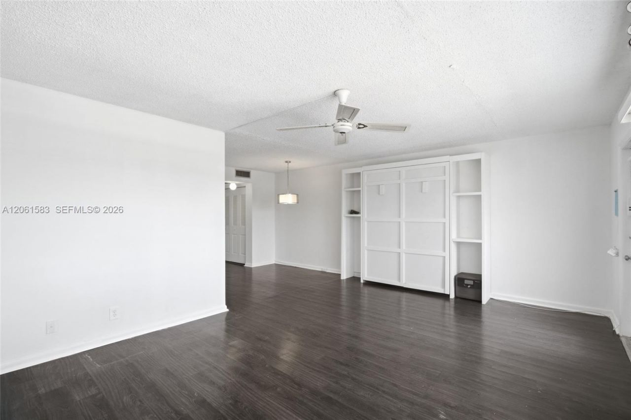 309 Southampton A, Unit 309, West Palm Beach, FL 33417 Photo