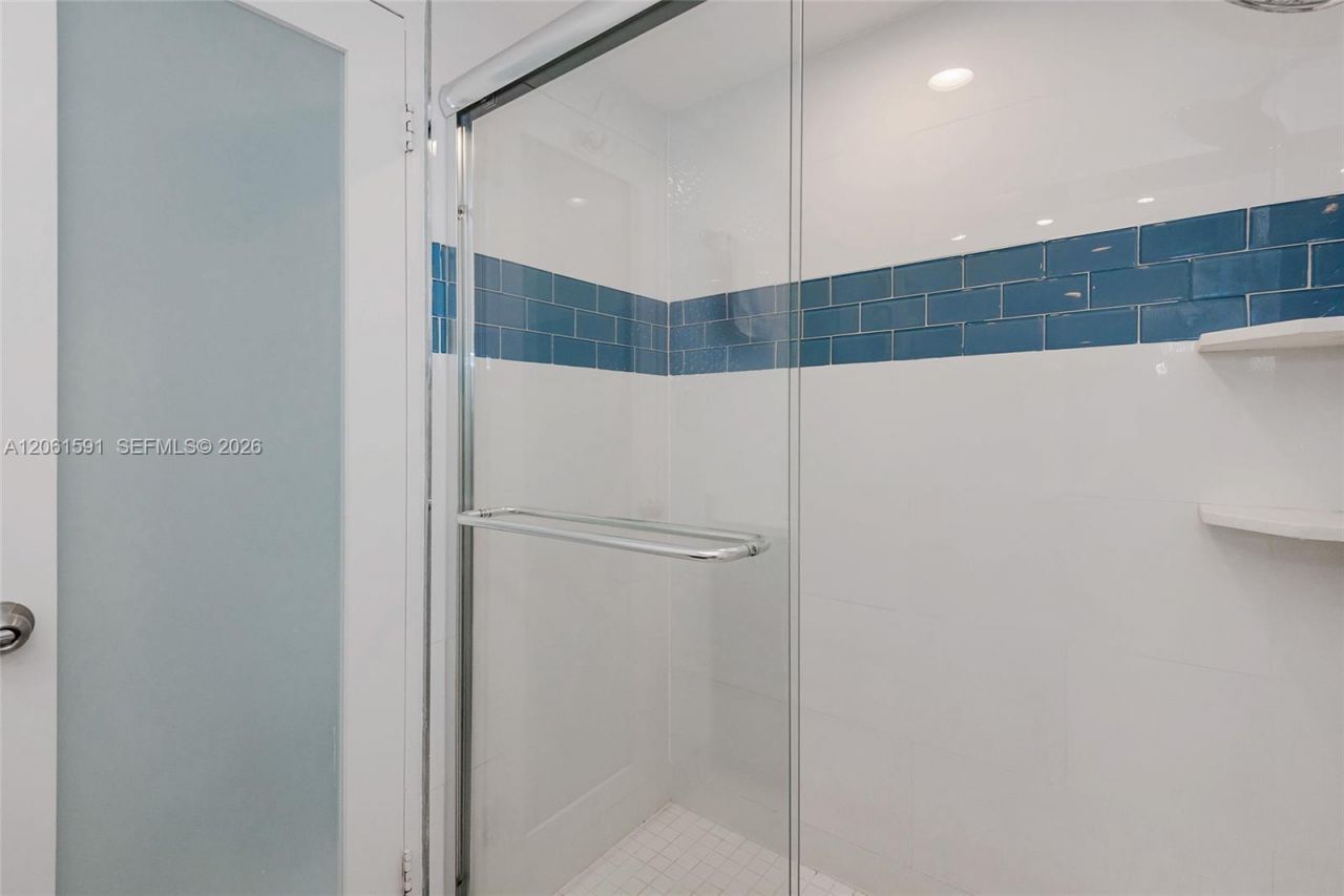 1000 West Ave, Unit 1220, Miami Beach, FL 33139 Photo