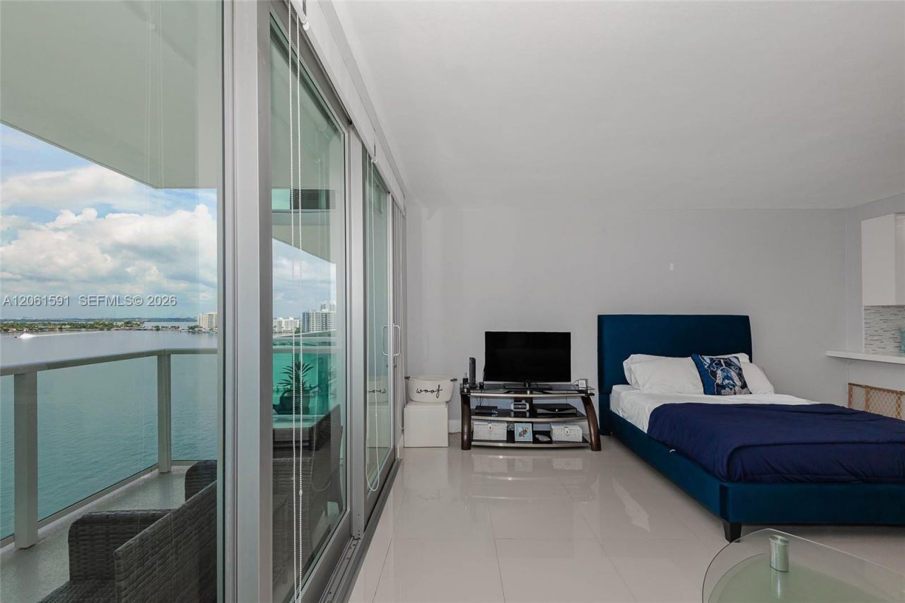 1000 West Ave, Unit 1220, Miami Beach, FL 33139 Photo