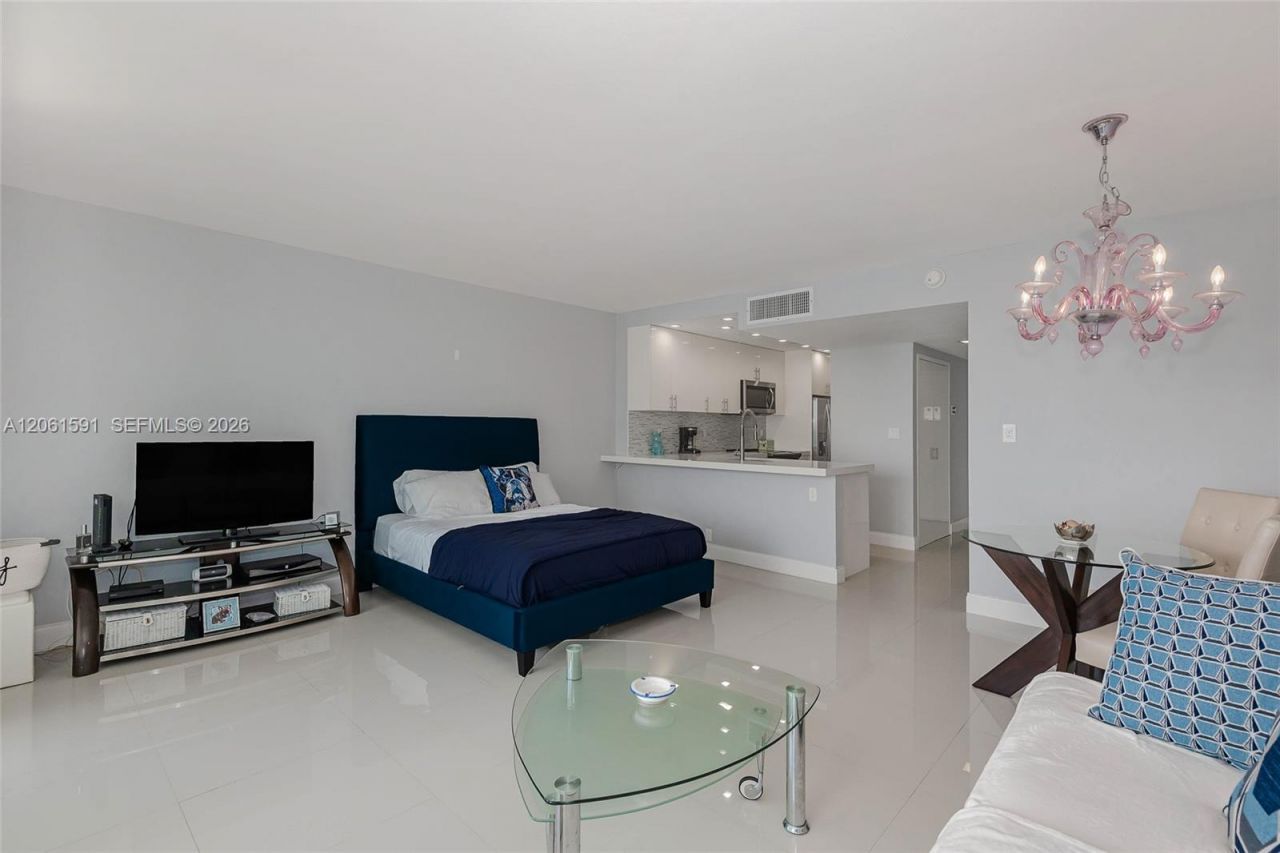 1000 West Ave, Unit 1220, Miami Beach, FL 33139 Photo