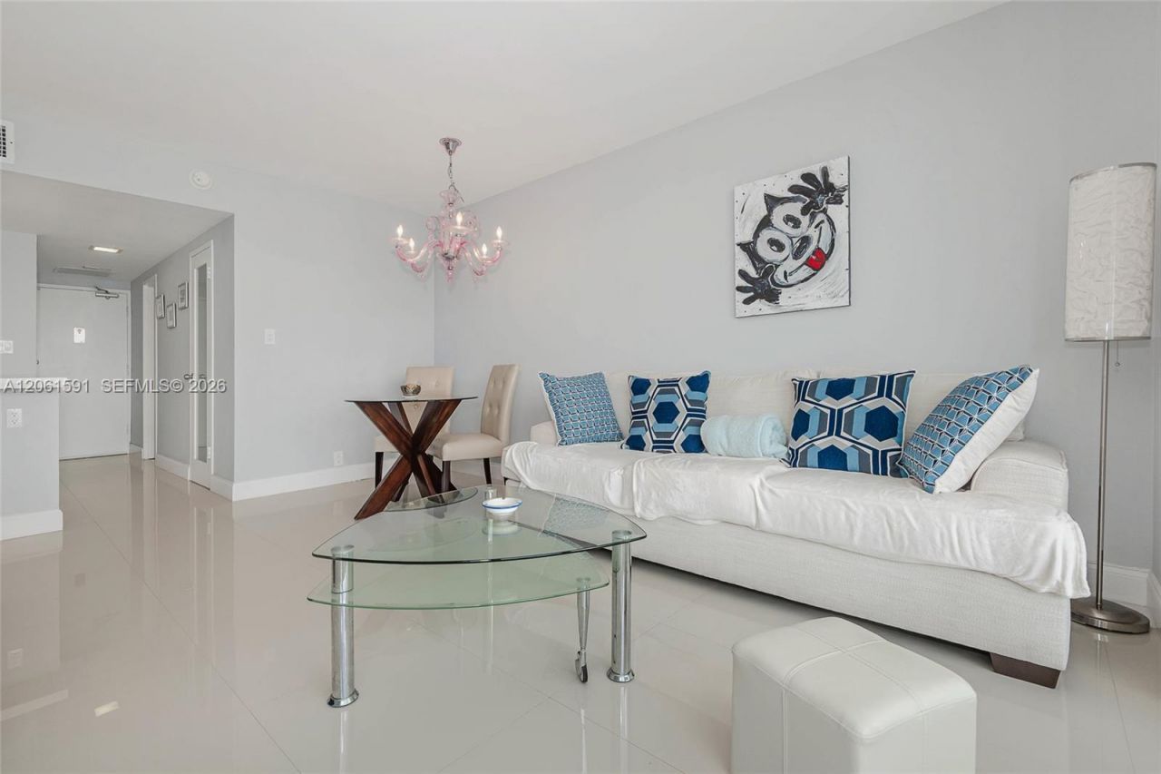 1000 West Ave, Unit 1220, Miami Beach, FL 33139 Photo