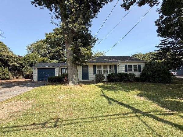 264 Slocum Road, Dartmouth, MA 02747