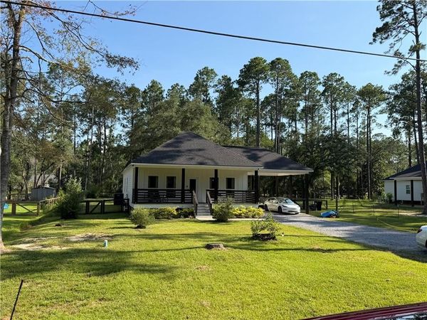 23060 CARTER Street , Mandeville, LA 70471